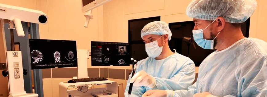 В Оренбурге врачи провели сложную операцию на оборудовании ООО «ВКО КМТ» 
